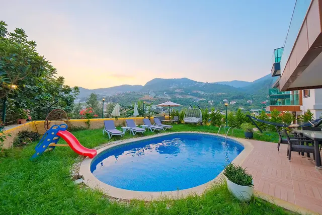 5-bedroom villa in Bektas | WH-6E6C8EE5 — property photo 2