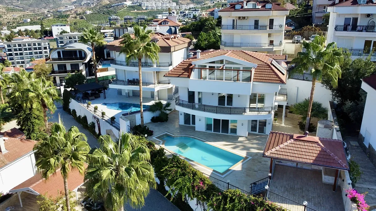 4-bedroom villa in Kargicak | WH-6DD70A2F — property photo 1