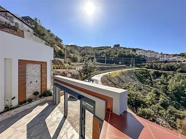 4-bedroom villa in Kargicak | WH-76B41A49 — property photo 41