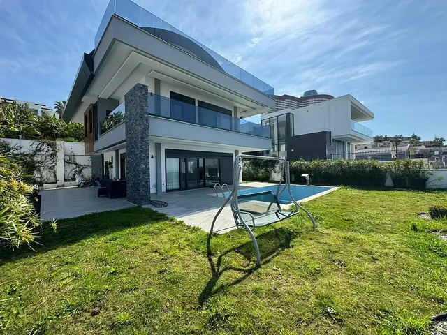 6-bedroom villa in Kargicak | WH-E53F4C13 — property photo 2
