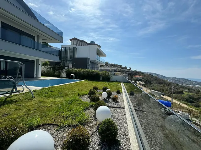 6-bedroom villa in Kargicak | WH-E53F4C13 — property photo 14