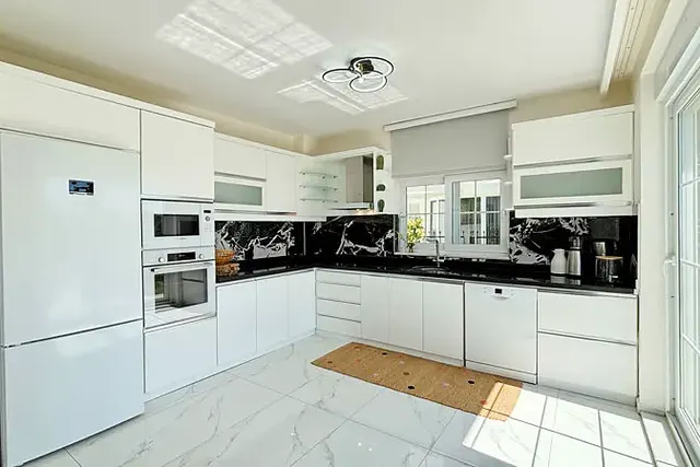 4-bedroom villa in Kargicak | WH-EC6CA3AD — property photo 95