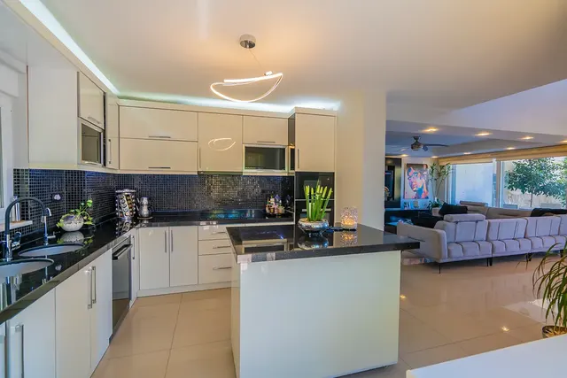 3-bedroom villa in Kargicak | WH-F1AD5BFB — property photo 50