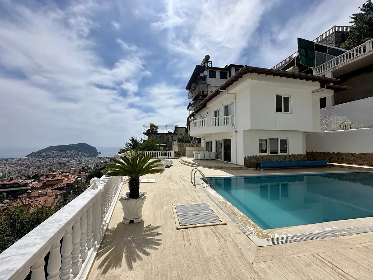 3-bedroom villa in Tepe | WH-D417586F — property photo 1
